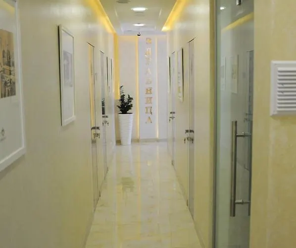 Hotel Alice Place 4*