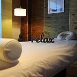 Alice Place Hotel