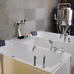 Alice Place Hotel 4*