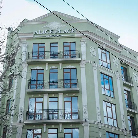 Alice Place Szálloda 4*