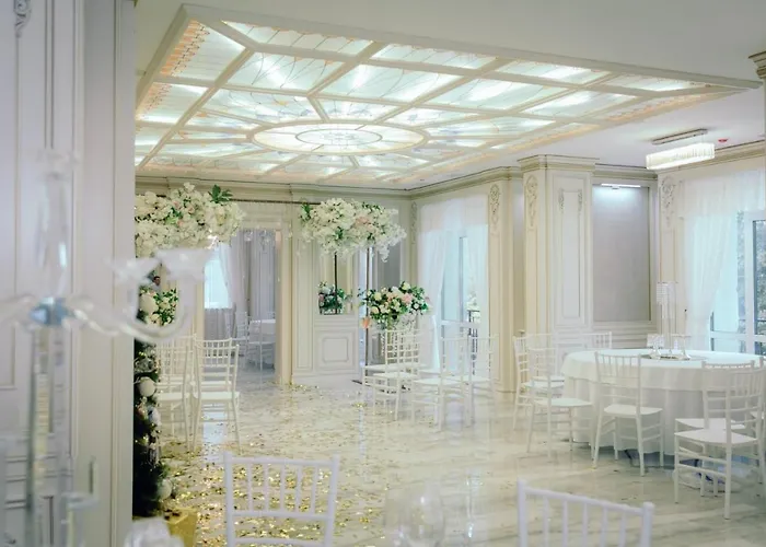 Alice Place Hotel 4*