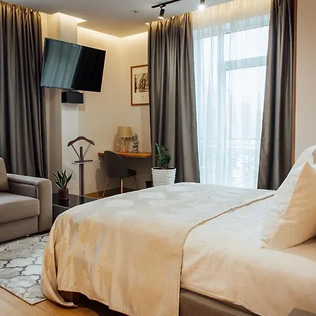 Alice Place Hotel